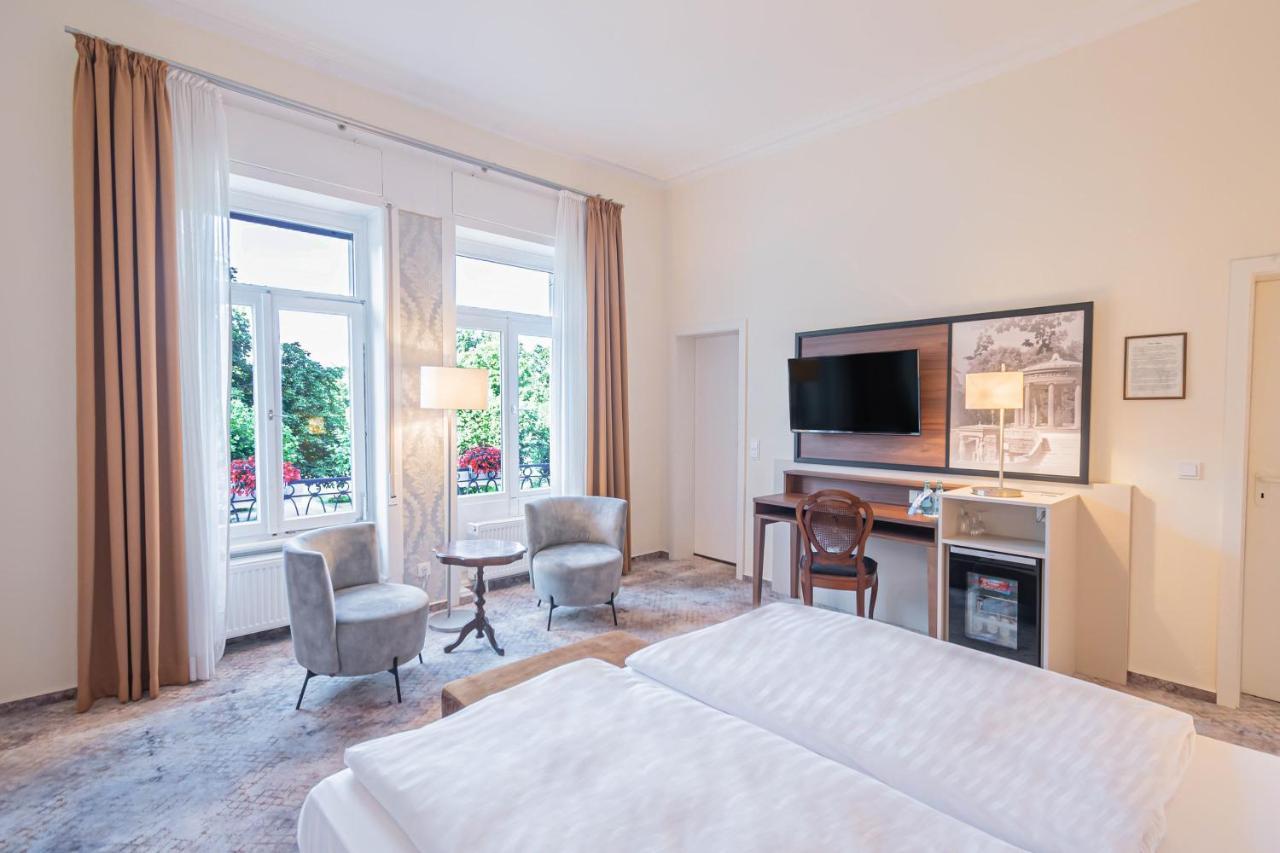 Hotel Villa Am Kurpark 바트 홈부르크 포어 데어 회에 외부 사진