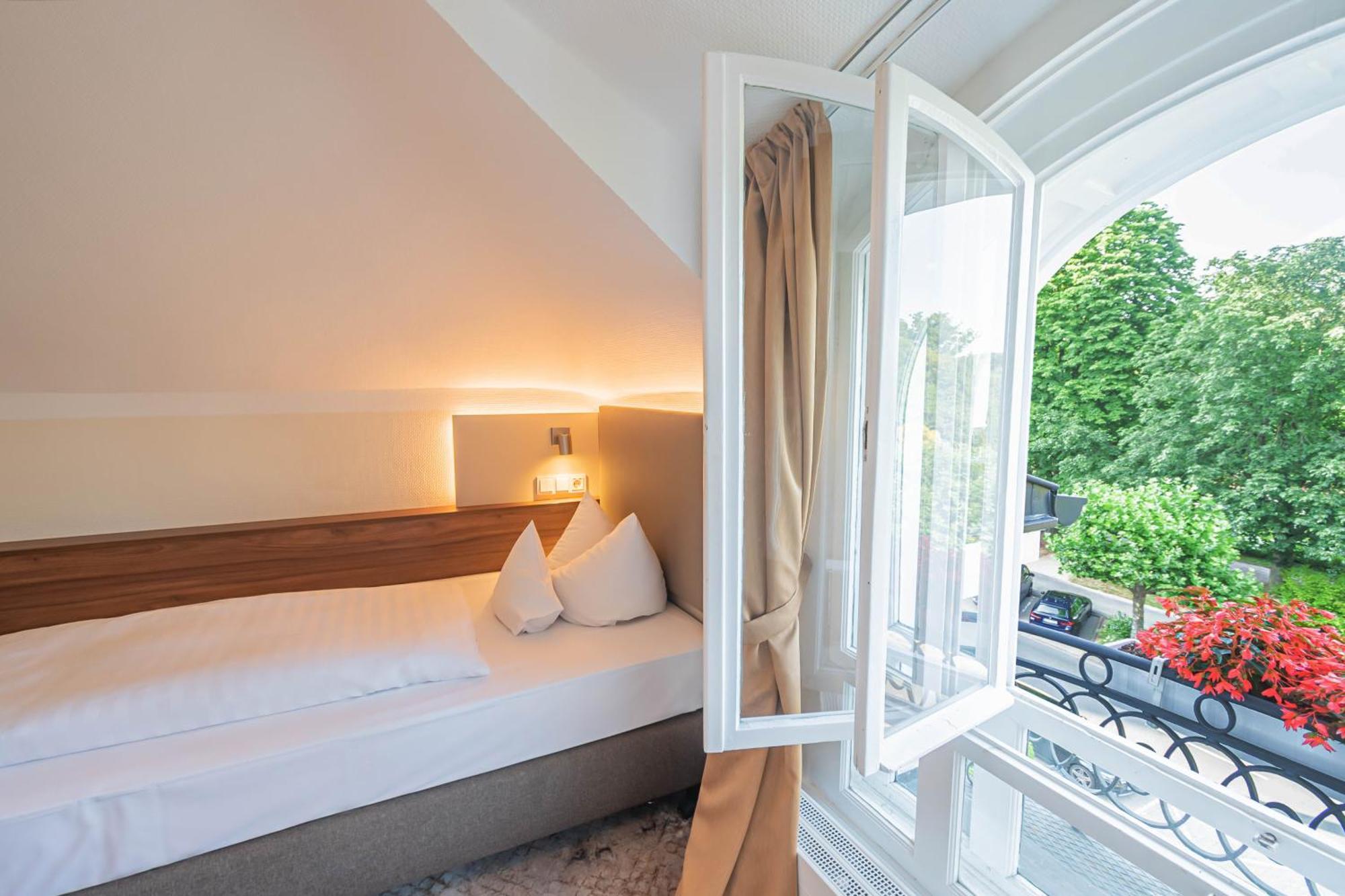 Hotel Villa Am Kurpark 바트 홈부르크 포어 데어 회에 외부 사진